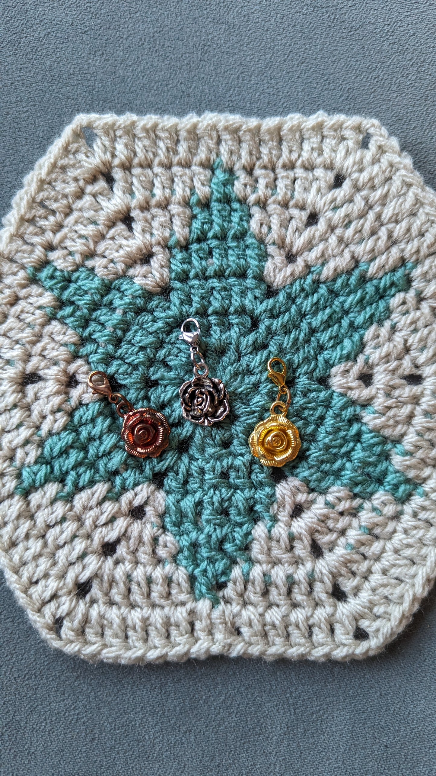 Roses Stitch Markers Set